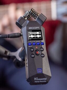 ZOOM H1essential rekordér