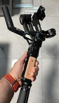 FeiyuTech AK2000C