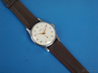 Hodinky Prim Classic.