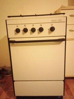 Predám plynový sporák