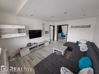 INVESTIČNÁ PRÍLEŽITOSŤ – zrekonštruovaný 3-izbový byt v kúpe - 1