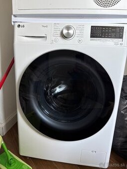 Práčka LG ThinQ 9kg – 2 roky, ešte v záruke
