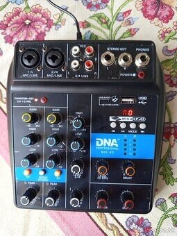 Nový malý 4-kanálový mixážny pult s efektom "DNA MIX 4U"