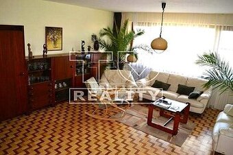 Veľký 5 izbový 2 podlažný rodinný dom s úžitkovou... - 1