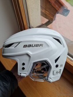 Bauer hyperlite 2 prilba biela TOP model - 1