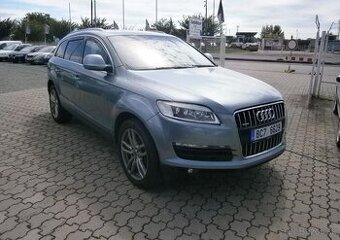 Audi Q7 4.2TDi V8,Quattro,tažné nafta automat 240 kw