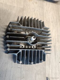 Hlava valca manet Korado puch 2kW