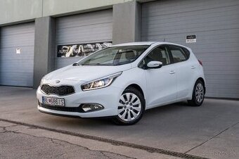 Kia Ceed 1.4i M6, SR - TOP stav