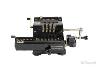 starožitná počítačka Brunsviga