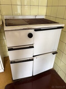 Predám starý sporák