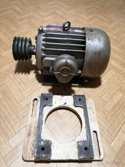 Elektromotor 4kw 1365ot /min, 400V.
