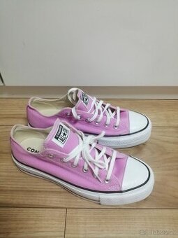 Converse ruzove