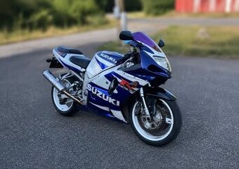 SUZUKI GSX-R 750 K2