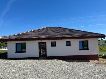 Novostavba rodinného domu-bungalov, Chrastné