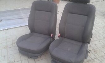 VW Passat b5--b5.5 Variant-Predne a zadne sedacky