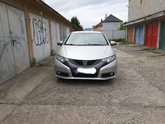 Honda civic 1.8 i executive
