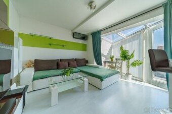 2-IZB. BYT, 42m2, BALKÓN 4,4m2, TICHÉ PROSTREDIE, SVÄTÝ JUR