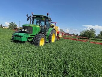 John Deere 6320