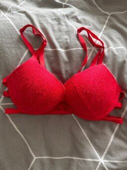 Victoria's Secret Bombshell push-up podprsenka