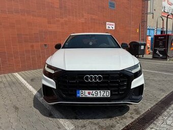 🚗 Prenájom luxusného SUV – Audi Q8 S-Line 🚗