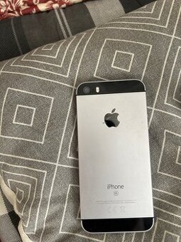 Telefón iPhone se 2020