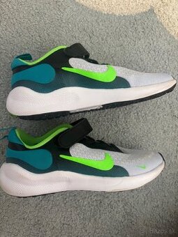 Nike detske tenisky velkost 28,5 - 1