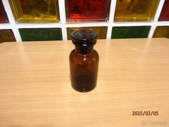 ZBIERKA SKLENNYCH FLIAŚ