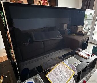 Predam 65" plazmovu TV Panasonic Viera P65VT60E