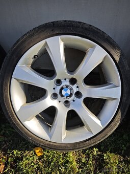 BMW R18 225/40 Y XL Barum bravuris 5HM 2019