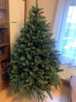 Realistický umelý vianočný 3D stromček 180cm