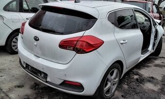 KIA CEED 1.6 GDi 2014 predám DVERE, MOTOR G4FD, PIATE DVERE, - 1