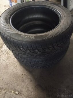 Predám 185/60 R15 zimné