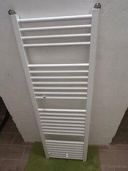 Radiátor do kúpeľne 44,5x136,5