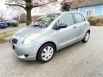 Toyota Yaris 1,3vvti rv 2006, kúp. v Sr, 185000km, lacno