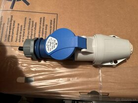 Predam 32A 1-fazovu vidlicu + zasuvku