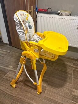 Detska stolička na krmenie
