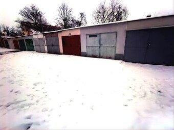 EXKLUZÍVNE - Na predaj murovaná garáž - Pavlovičovo námestie