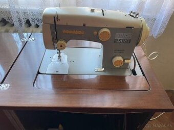 Siaci stroj Veritas (funkcny) s mahagonovou skrinkou