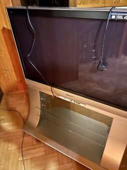 Predám starší plazmový televízor Panasonic Viera