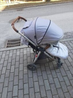 Športový kočiar Oyster Zyro a fusak