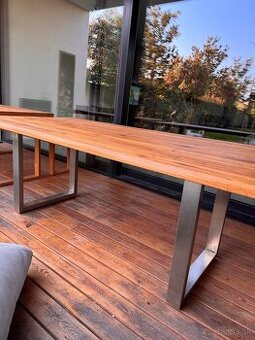 Predám jedálenský stôl