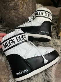 Moon Boot snehule