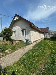 4 a pol - izbový rodinný dom v obci Kokšov - Bakša