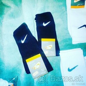 Nike ponožky nové velkost 36-40 čierne
