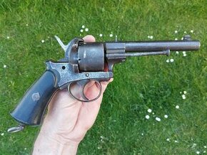 Obrovský historický revolver LEFAUCHEUX 12 mm, 28cm