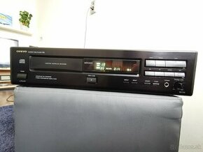 Onkyo DX - 710. CD player