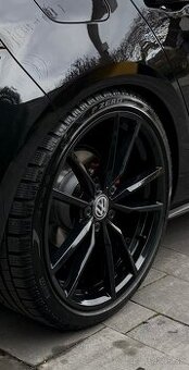 Predam Disky Vw Pretoria 5x112 r19 8j et50