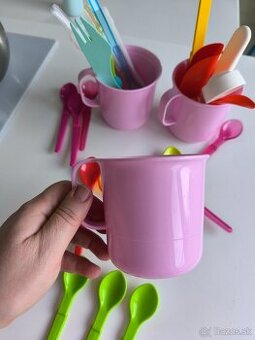 nerozbitné hrnčeky ružové Tupperware 3set