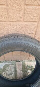 Dridgestone 215/60 R17 letné