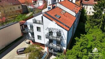 REZERVOVANÝ Byty na Hornej - 3-izbový byt v centre Bans